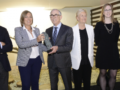 Zarzuela recibe el Premio Familia Empresaria de Castilla y León